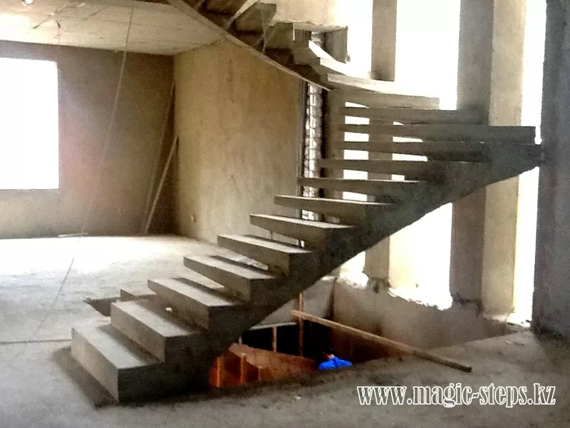 Эксклюзивные  монолитные лестницы в Шымкенте 4
