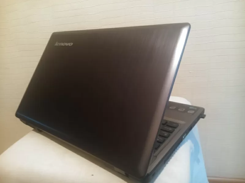 Продается ноутбук Lenovo Ideapad Z580. 2