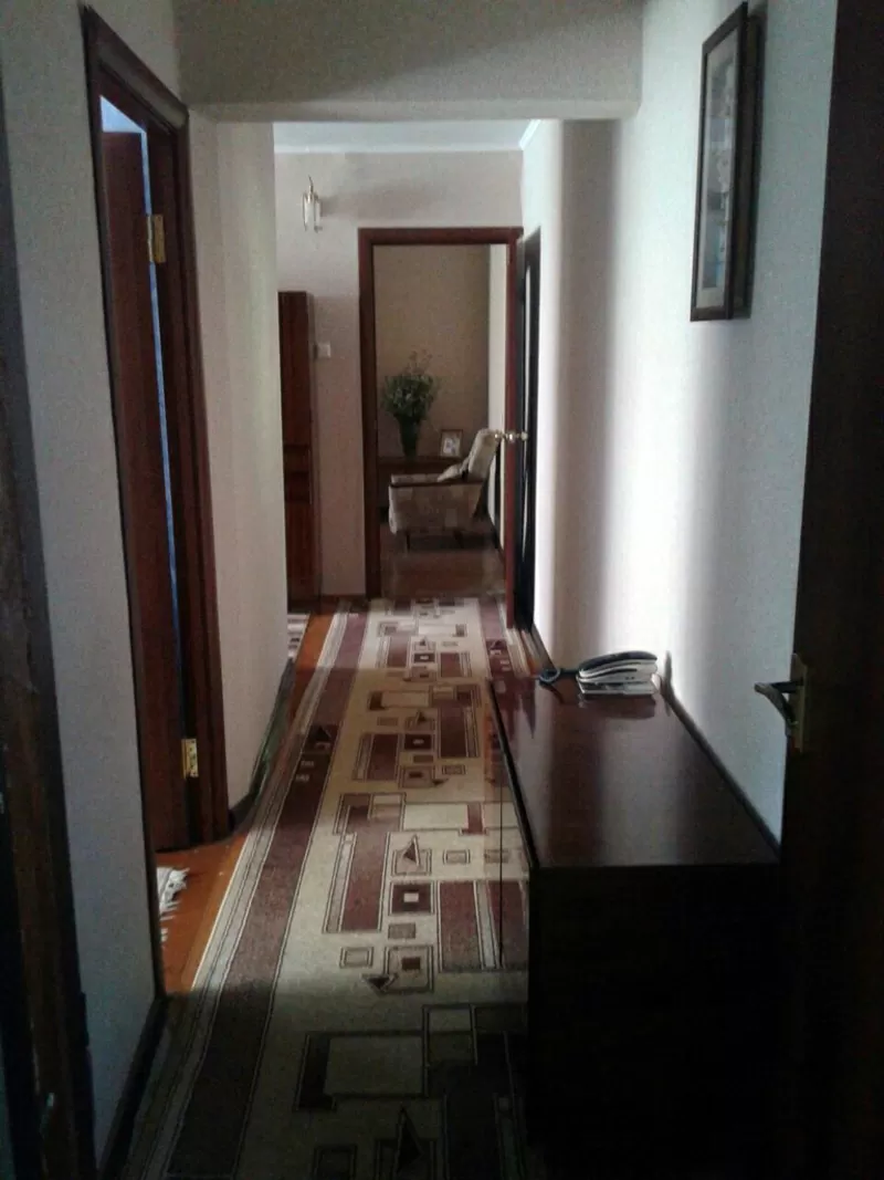 3-комнатная квартира с мебелью,  район Водоканал,  за 16500000тг 2