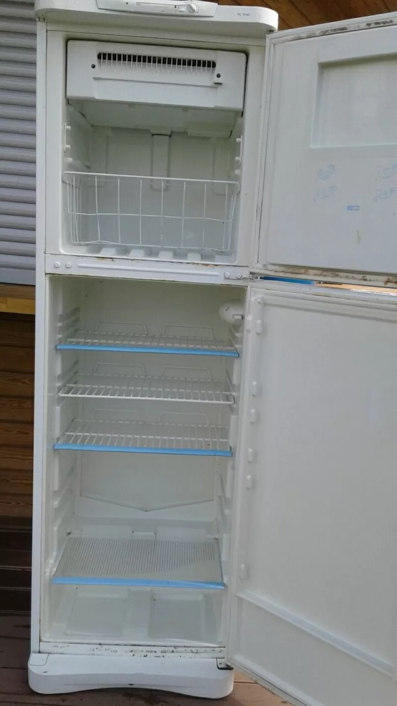 Техник по ремонту и обслуживанию холодильников