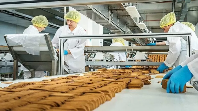 Требуется рабочие в Польшу на упаковку печенья